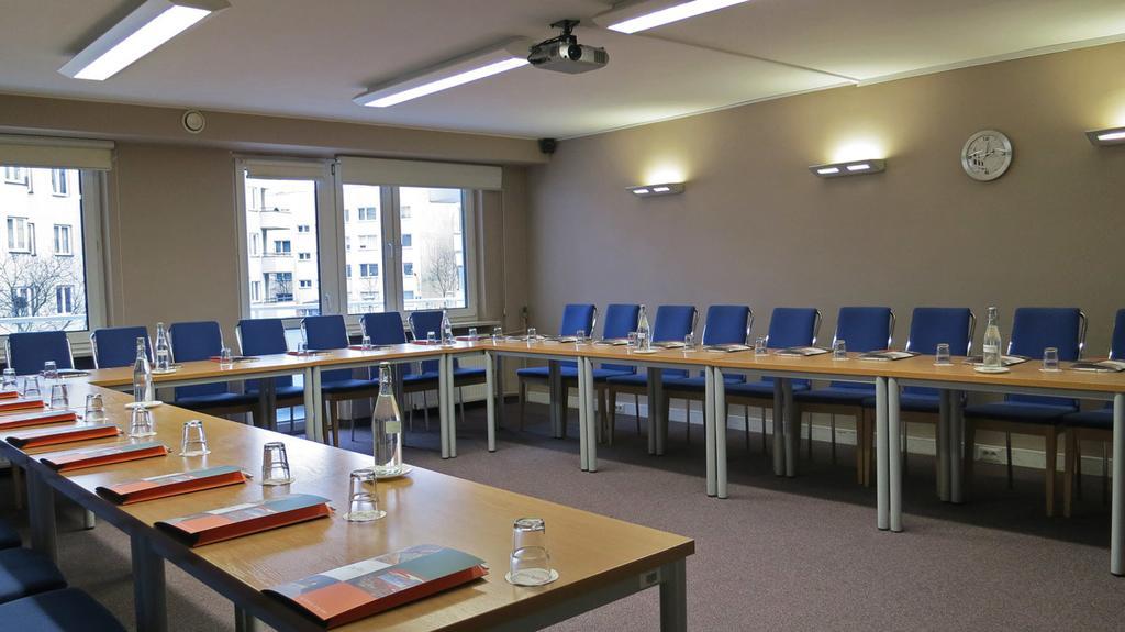 Hotel Wilanow Warszawa By Desilva מראה חיצוני תמונה