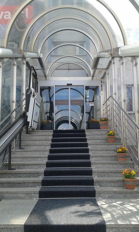 Hotel Wilanow Warszawa By Desilva מראה חיצוני תמונה