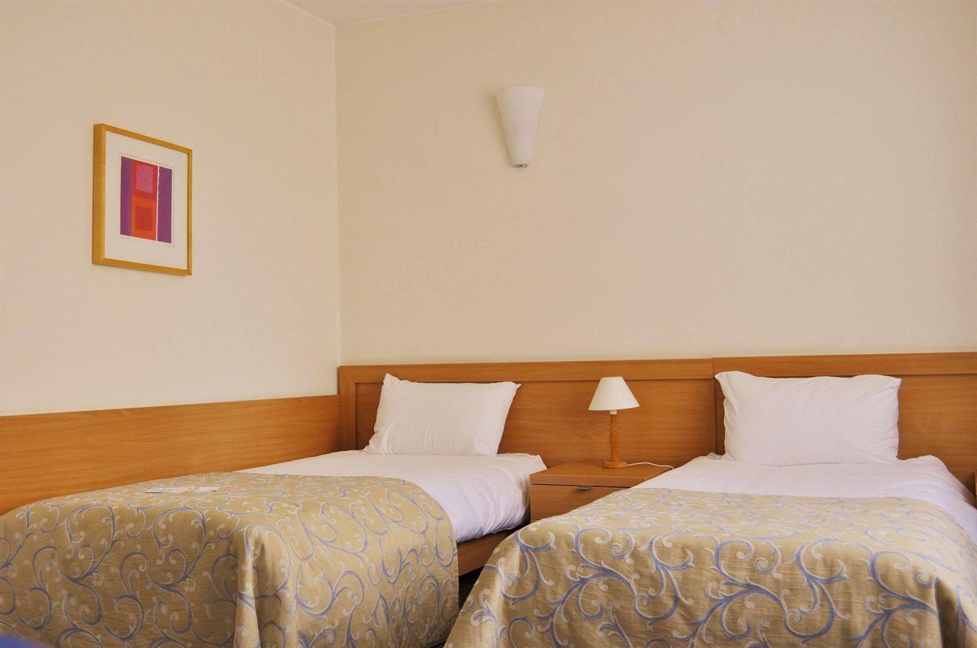 Hotel Wilanow Warszawa By Desilva מראה חיצוני תמונה