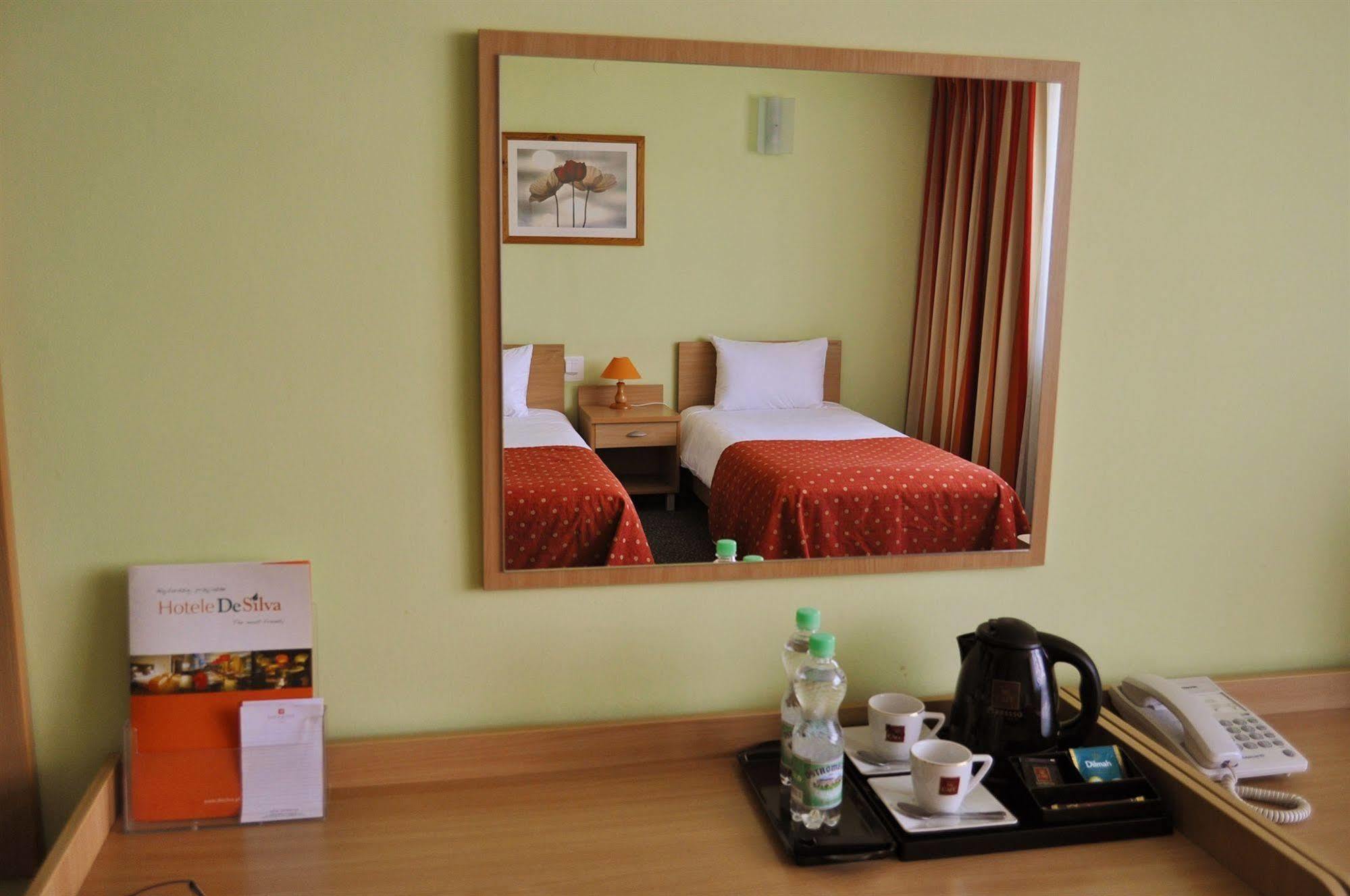 Hotel Wilanow Warszawa By Desilva מראה חיצוני תמונה