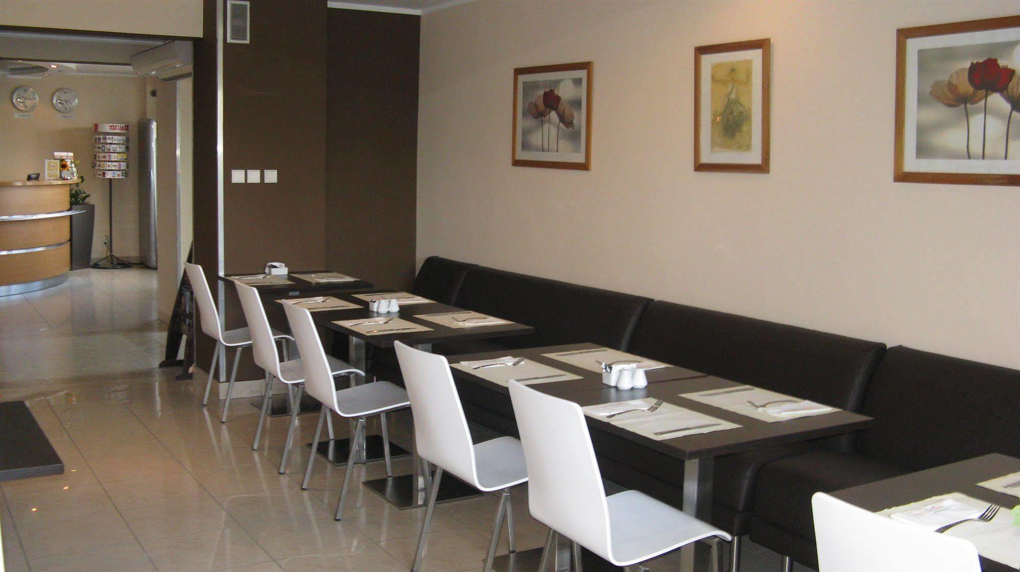 Hotel Wilanow Warszawa By Desilva מראה חיצוני תמונה