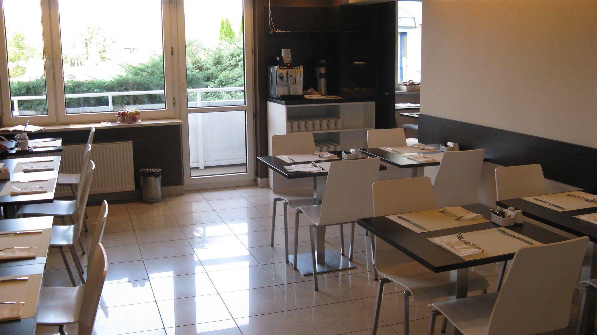Hotel Wilanow Warszawa By Desilva מראה חיצוני תמונה