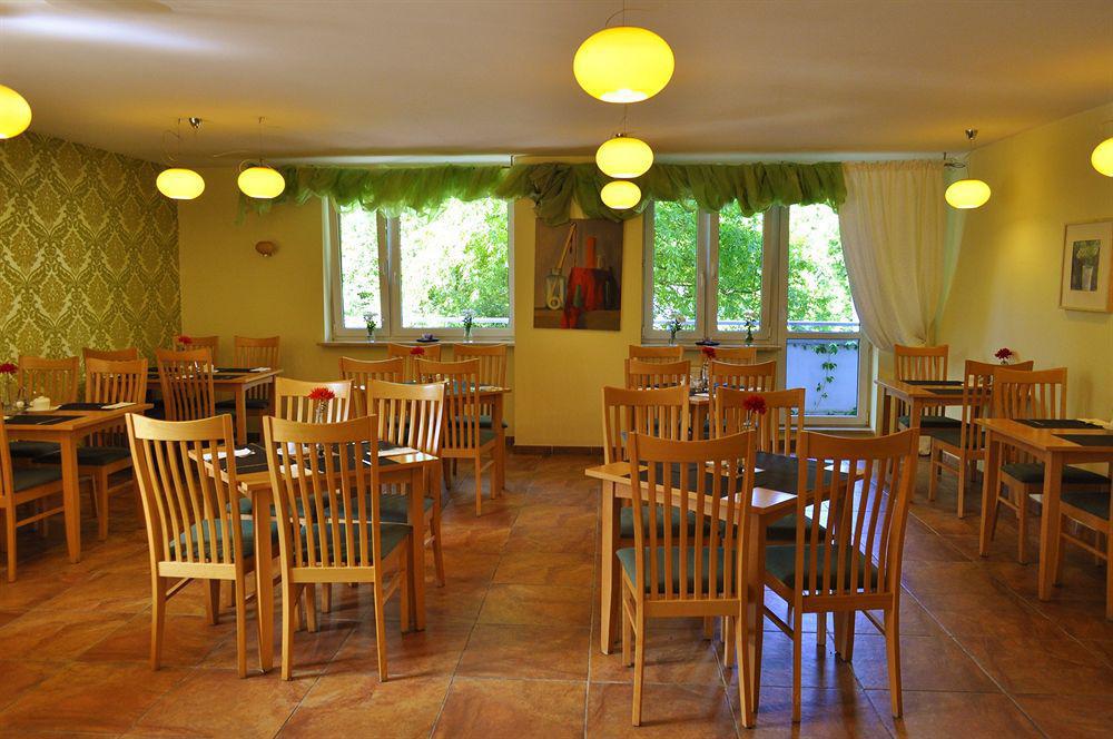 Hotel Wilanow Warszawa By Desilva מראה חיצוני תמונה